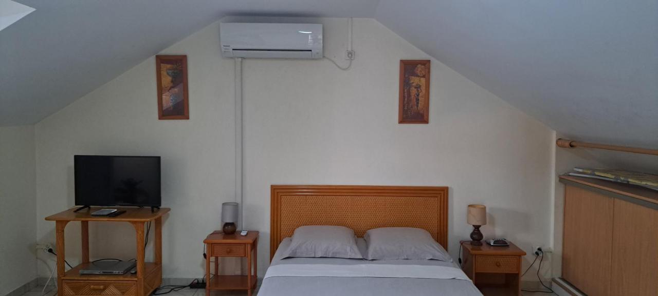 Logement Spacieux Deux Pieces A Baie Mahault Экстерьер фото