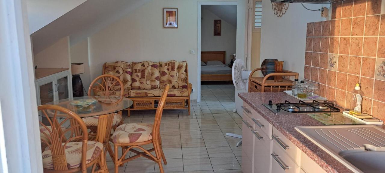 Logement Spacieux Deux Pieces A Baie Mahault Экстерьер фото