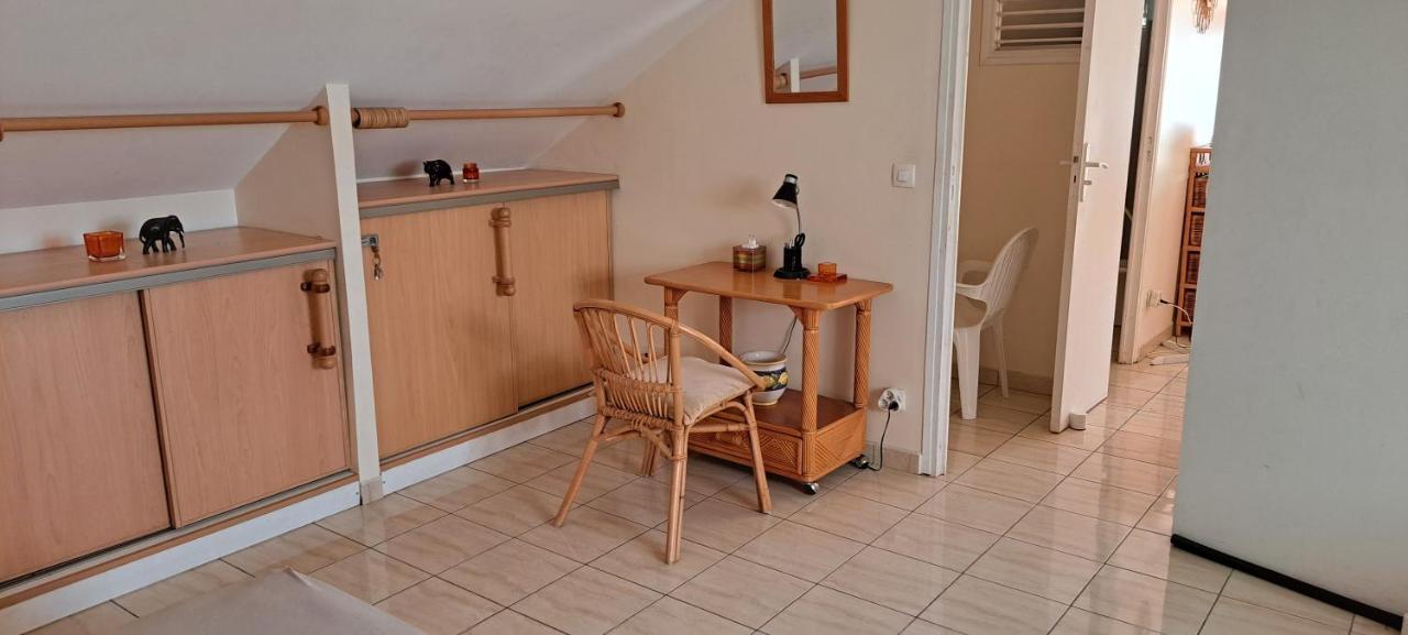 Logement Spacieux Deux Pieces A Baie Mahault Экстерьер фото